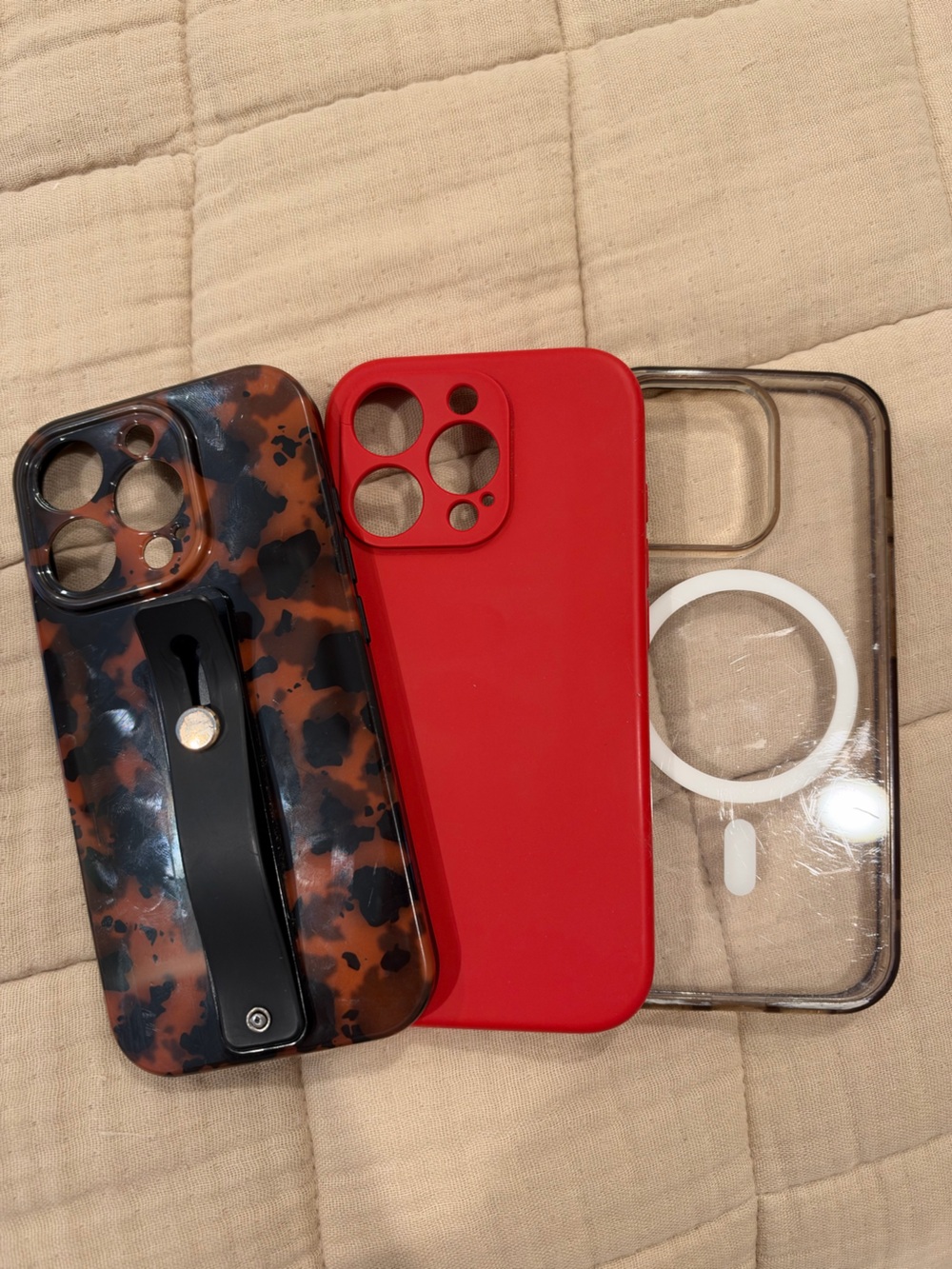 iPhone 16 pro case bundle - all in like new condition